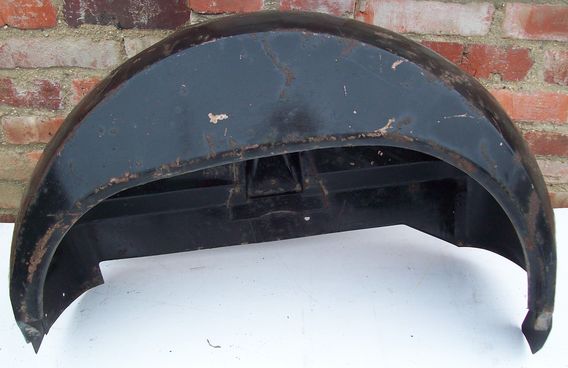 Trabant rear right wheel arch, for leaf spring, new with slight rust